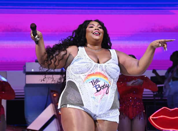 <p>Lizzo performs live from Miami Beach at the Platinum Studio for American Express UNSTAGED Final 2021 Performance at Miami Beach EDITION on December 04, 2021 in Miami Beach, Florida. (Photo by Bryan Bedder/Getty Images for American Express)</p>