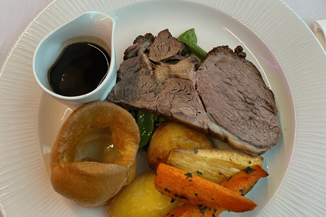 “The main of roast beef was without doubt the best roast beef I’ve ever tried” one reviewer announced on Tripadvisor