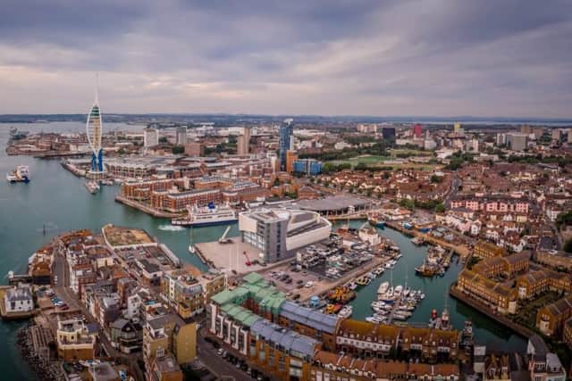 Aerial view of Portsmouth in the evening (photo: Alexey Fedorenko - stock.adobe.com)
