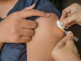 Experts share the date you need to get the flu jab to be protected for Christmas (Photo: Shutterstock)