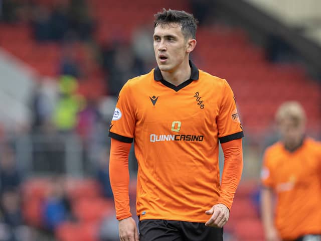 Jamie McGrath finally set to sign for Hearts’ Scottish Premiership rivals