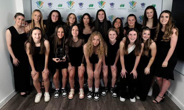 Hearts Under 16s celebrate with the SHAAP Youth Team of the Year award. Credit: Ger Harley/Sportpix/Sipa USA