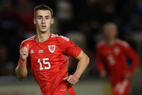 Wale Under-21 centre-half could join Bournemouth team-mate Nathan Moriah-Welsh at Hibs.