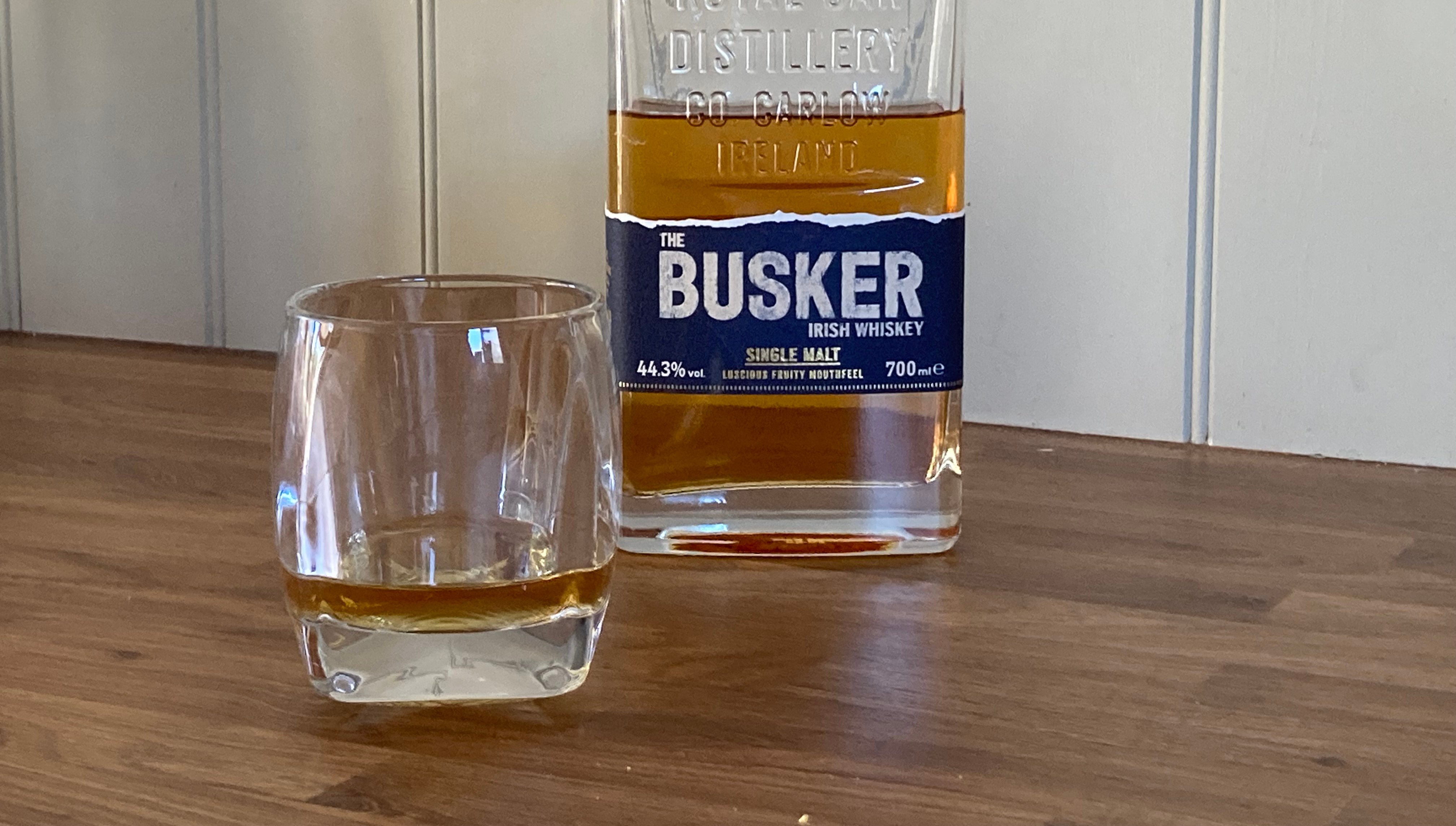 The Busker Single Malt Review | Irish Whiskey for All Seasons