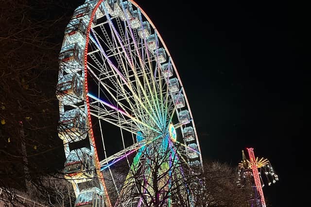 Edinburgh christmas market 2025
