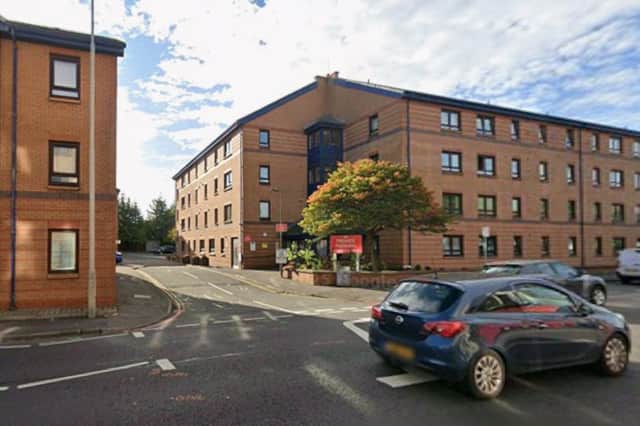 Residents at 511 Gorgie Road took a petition to the transport committee, calling for their bus stop to be re-instated