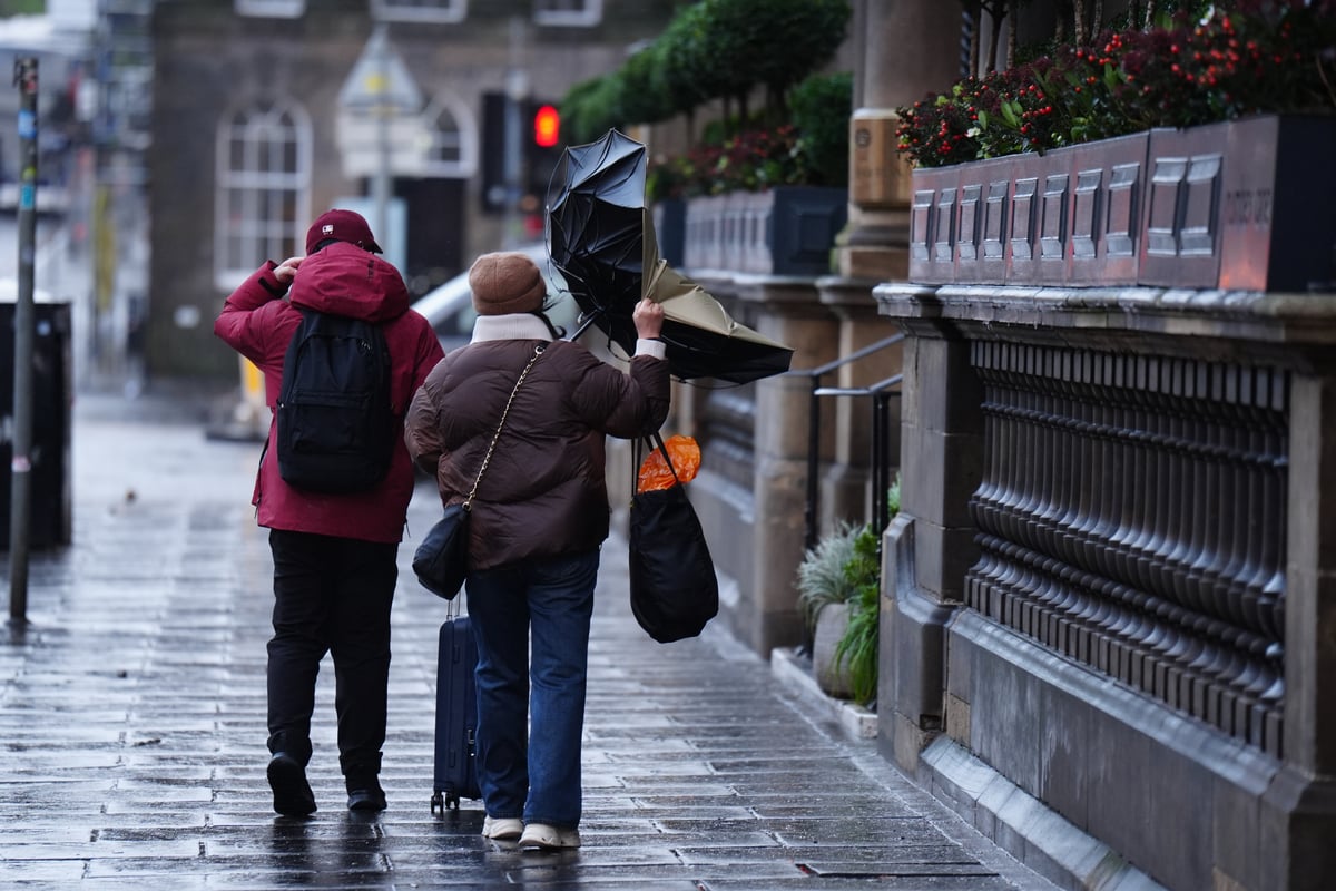 Storm Austen brings heavy rain and flood warnings to Scotland