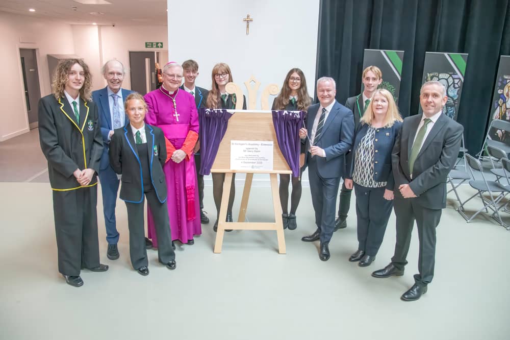 Archbishop Leo Cushley pictured with lawyer Gerry Bann, right , who opened St Kentigern's Academy, Also pictured is council leader Lawrence Fitzpatrick, senior education staff senior pupils and headteacher Gerry Burns.