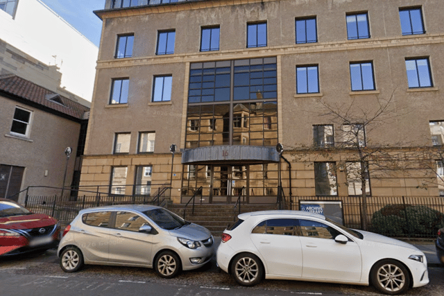 A proposal of application notice has been submitted to demolish John Sinclair House at 16 Bernard Terrace in Edinburgh, to make way for student accomodation.