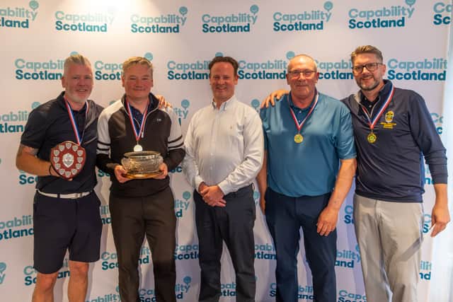 Winning Team, SG Pro-Cleaning