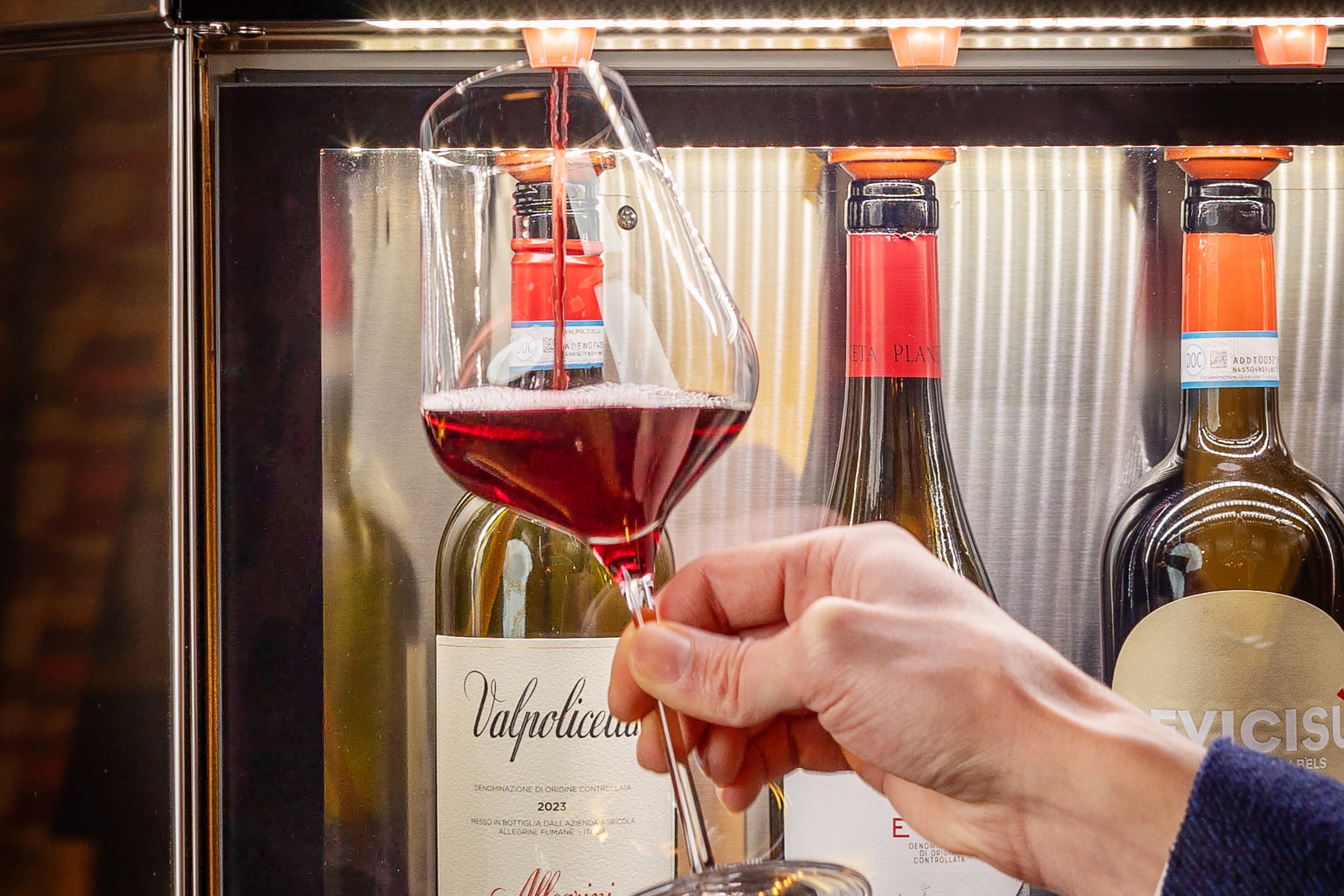 Edinburgh's Italian Wine Bar Divino hosts Women in Wine Nights