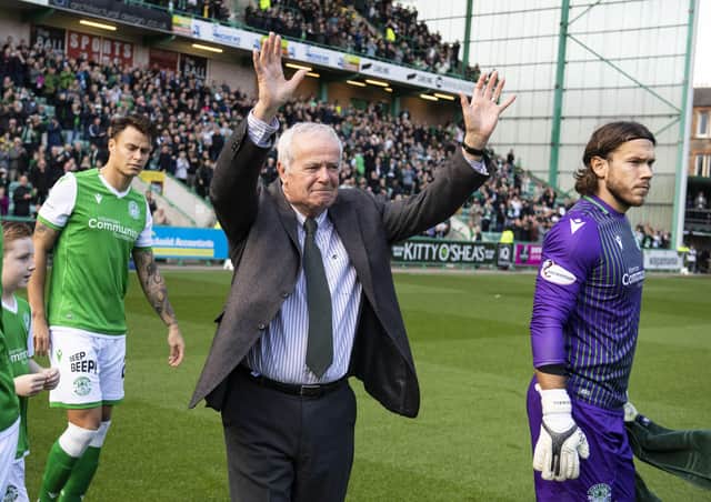 Hibernian legend Pat Stanton takes to the pitch ro receive a hero's welcome