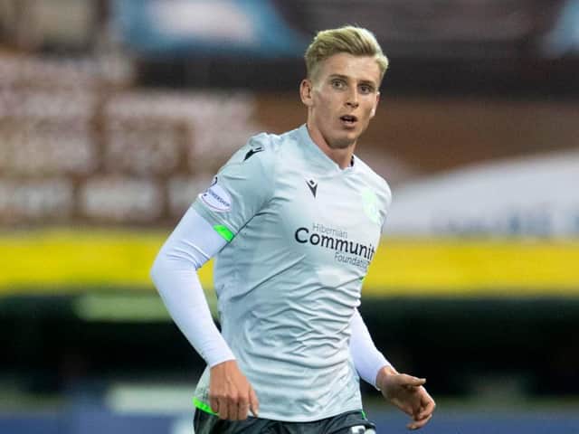 Oli Shaw netted twice for Hibs' development squad as they won a five-goal thriller against Brentford B at Easter Road