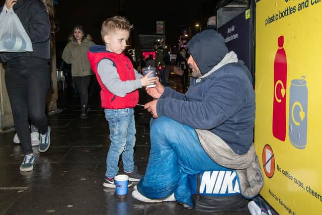 The pair visit Princes Street and various nearby nooks and crannies popular with rough sleepers to offer a hot drink and a bit of simple compassion.