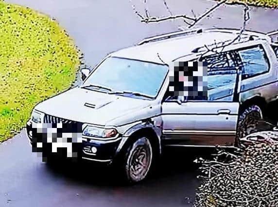 Police are hunting four suspects and have appealed for anyone who can help trace this SUV. Pic: Richard Johnston Facebook - Edinburgh Crime and Breaking Incidents page.