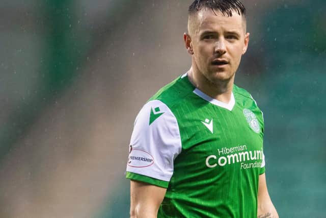 The return of Marc McNulty can help push Hibs on to greatness, says Stephane Omeonga