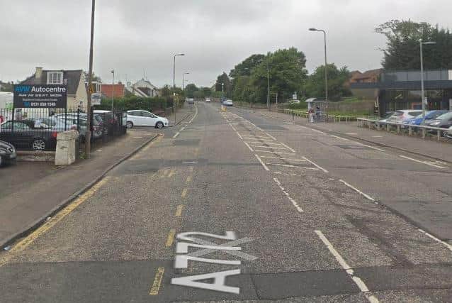 The attack took place at Gilmerton Road near to the junction with Moredunvale Road.