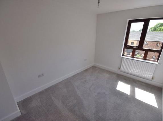 The property has ample local amenities and transport links and is well within commuting distance to both Leeds and of course Wakefield itself.
