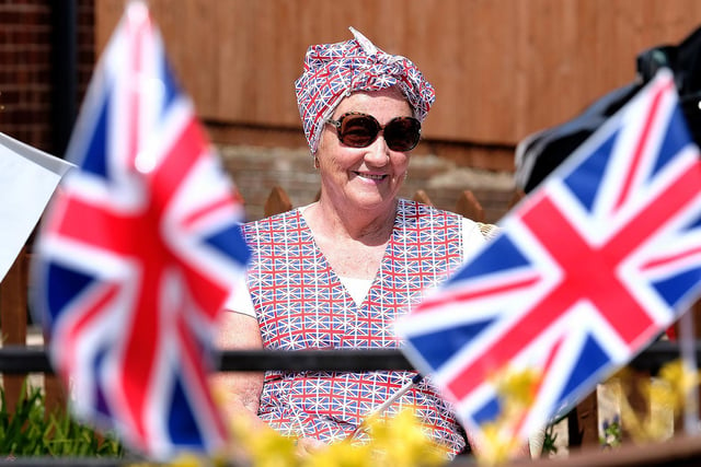 Cayton residents celebrated a special lockdown 75th VE Day anniversary.