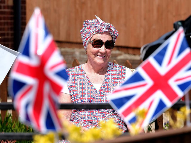 Cayton residents celebrated a special lockdown 75th VE Day anniversary.