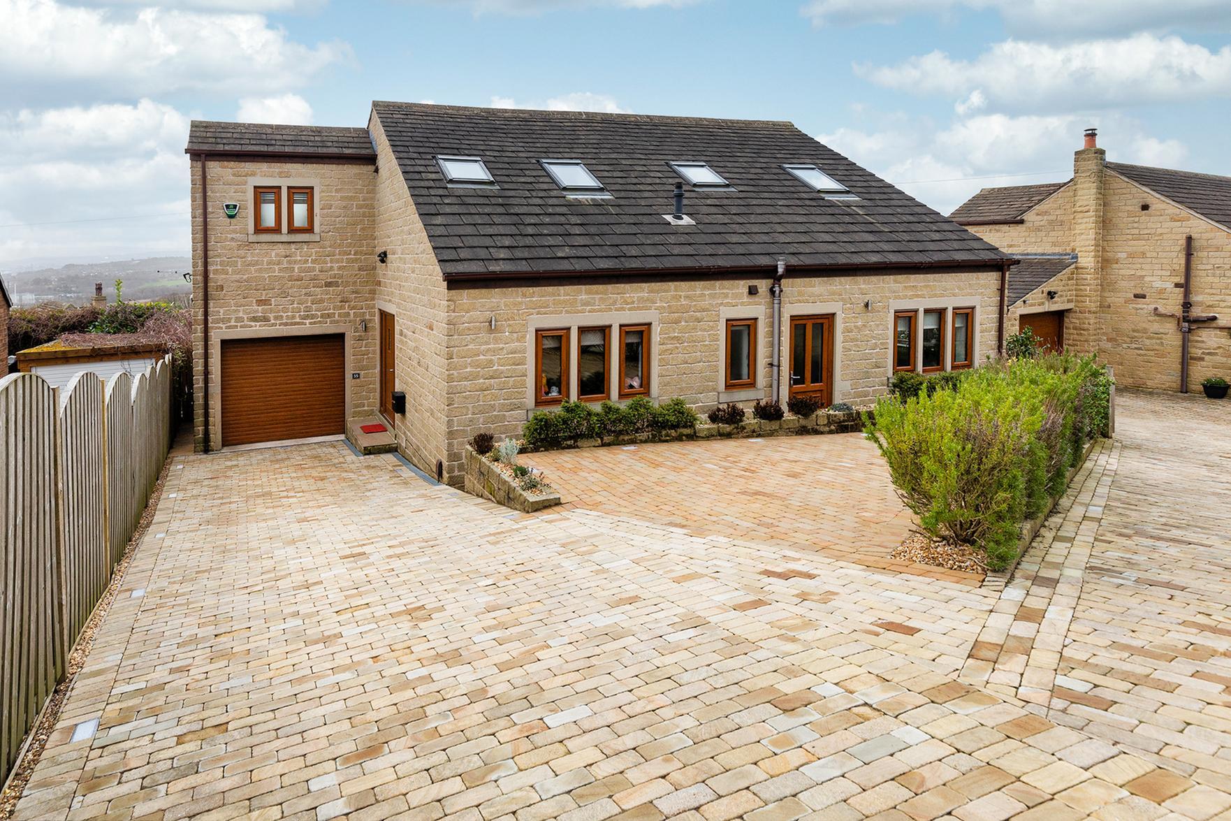 This property on Littlethorpe Hill, Hartshead, Liversedge, is both modern and spacious.