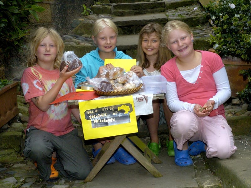 Raising money for a good cause with a cake sale in Robin Hood’s Bay.