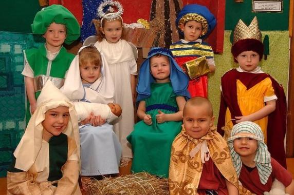 The nativity group at Crofton Infants in 2004.