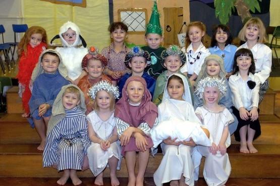 The cast of Netherton J+I school's nativity play, 2006.