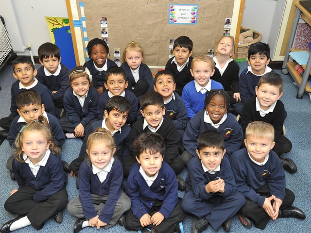 Start14 Gladstone primary school reception class. Mrs Reho and Miss Gareja's class EMN-141021-164245009