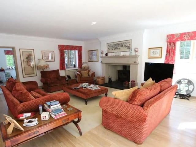 Spacious family home in Friston on the market for £1,800,000 SUS-221002-163852001