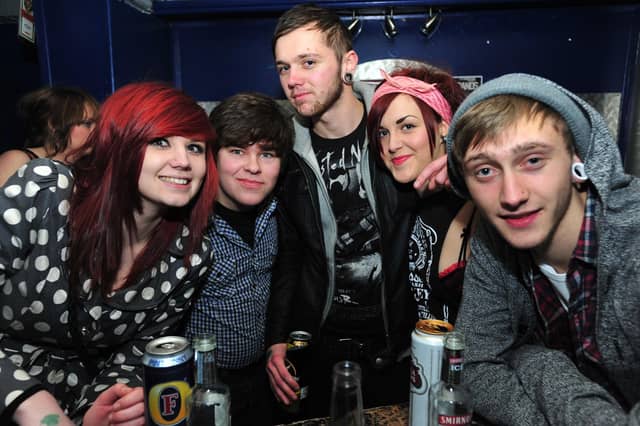 Clubbers at The Met Lounge in 2011