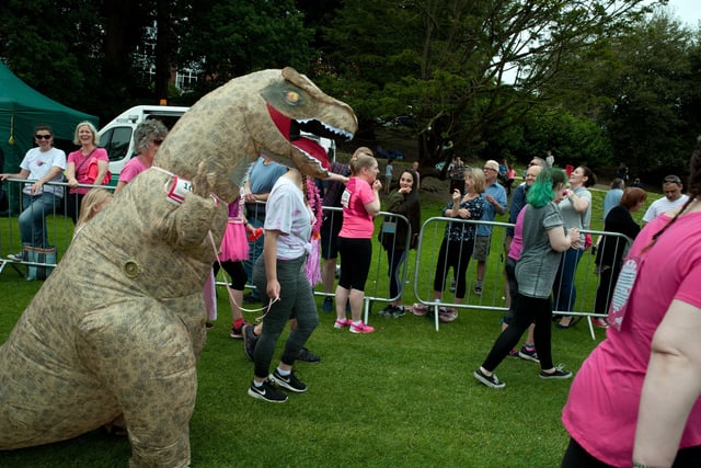 Hastings Race for Life 2019. Photo by Frank Copper SUS-191006-093909001
