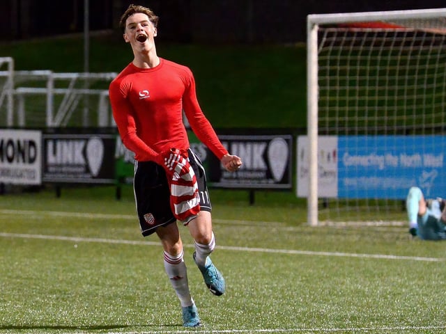 Derry City’s Michael Harris celebrates scoring the winning penalty in the shoot-out. Picture: George Sweeney.  DER2143GS - 078