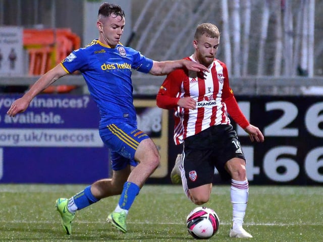 Bohemians defender Gavin O’Brien tackles Derry City winger Mark Walsh. Picture: George Sweeney. DER2143GS - 075