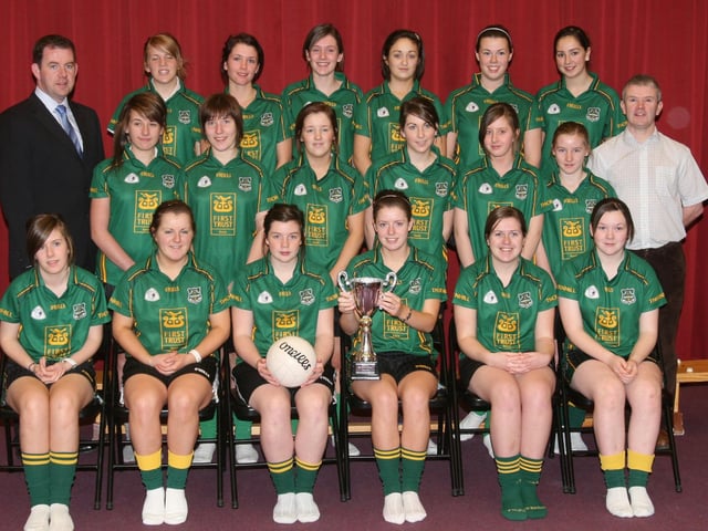Thornhill college Gaelic team, winners for the tenth time in eleven years of the under 19 Schools County title, beating St.Pius X College, Magherafelt, in the final at Owenbeg.  Included are their coaches Brendan Hughes and Fearghal Mag Uiginn. (0812T02).