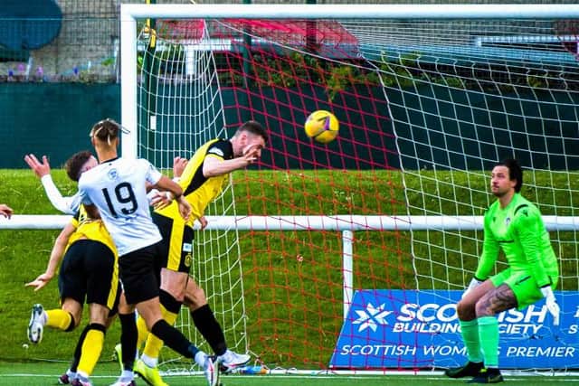 Ryan McGeever equalises for Dumbarton. (Photo by Euan Cherry / SNS Group)