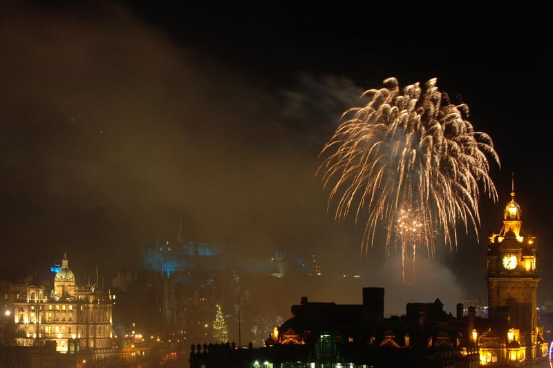 Fireworks light the sky above Edinburgh Castle marking St Andrew's Day and the close of the Homecoming Celebrations.