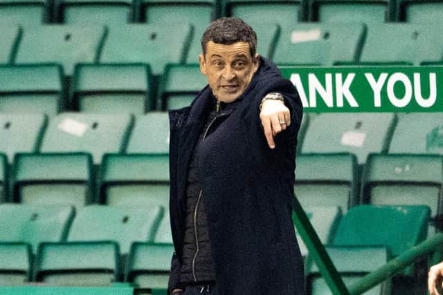 Hibs manager Jack Ross gets his point across during his side's Betfred Cup victory over Dundee.  Photo by Paul Devlin / SNS Group