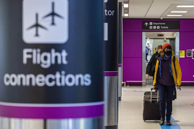 Edinburgh Airport is creating 1,000 jobs as abroad travels returns after the Covid-19 restrictions.