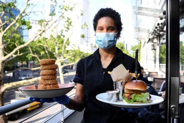 Guests and team members will be required to pass a non-intrusive thermal temperature screening process before entering each Hard Rock Cafe location.