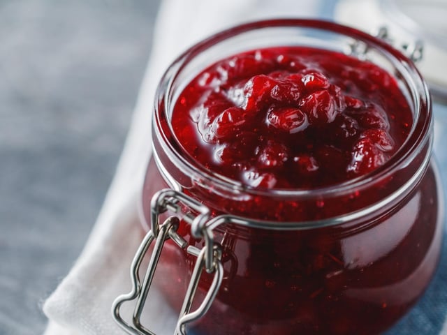 Yellow butter, purple jelly, red jam, black bread.
Spread it thick, say it quick!
Yellow butter, purple jelly, red jam, black bread.
Spread it thicker, say it quicker!
Yellow butter, purple jelly, red jam, black bread.
Don’t eat with your mouth full!