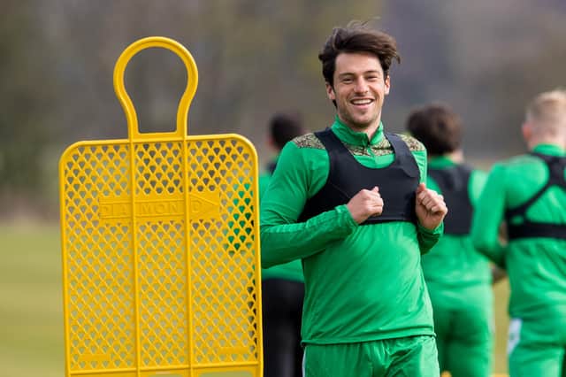 Joe Newell is focused on continuing to supply the Hibs strikers. (Photo by Ross Parker / SNS Group)