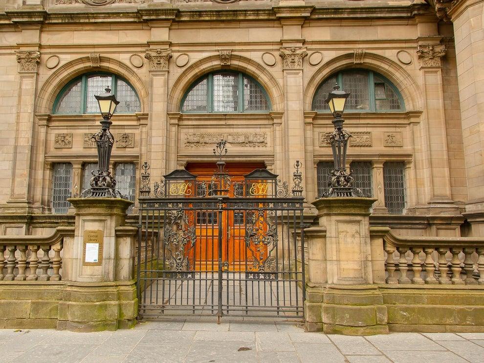 Read all about it: Edinburgh libraries scoop top digital award for ...