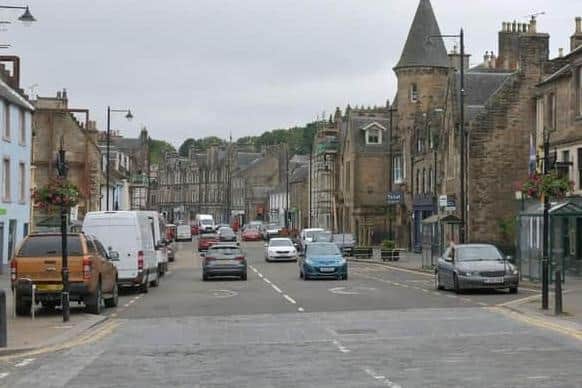 The incident happened here on Main Street, Linlithgow, late on Saturday night.