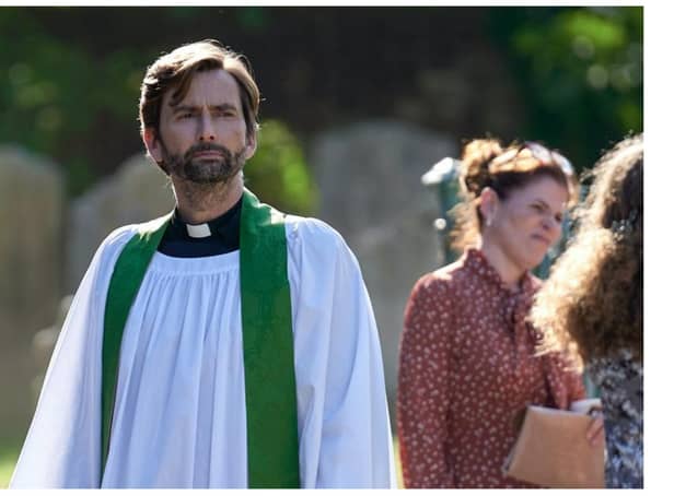 Inside Man stars David Tennant as a vicar whose life begins to intertwine with that of a prisoner on death row.