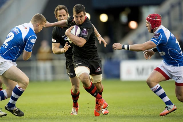 McInally on the charge for Edinburgh against Newport Gwent Dragons in the European Challenge Cup semi-finals in 2015