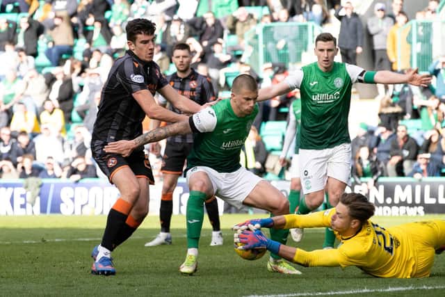 Hibs drew 1-1 with Dundee United last Saturday at Easter Road. Picture: SNS