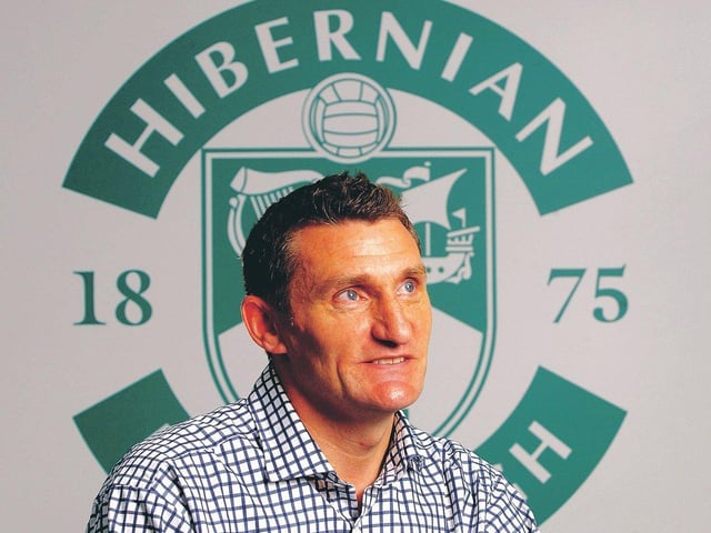 Period as Hibs manager: 2004-2006. Win ratio: 48.15%. 52 wins from 108 games. Having replaced Bobby Williamson as Hibs boss in 2004, Tony Mowbray would go on to gain plenty of plaudits from his brand of football, winning the Scottish Football Writers' Association manager of the year award in his first season. Hibs finished in the top four in the SPL in his only two full seasons in charge. Mowbray later left Easter Road to join West Bromwich Albion as manager.