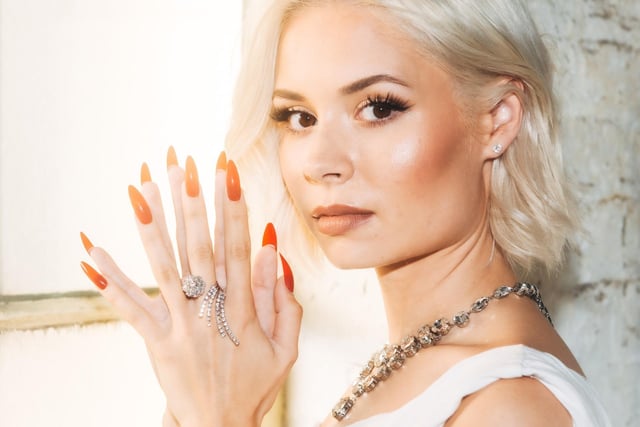 Nina Nesbitt is a singer songwriter best known for pop/indie hits like Love Me a Little, The Best You Had, and Is It Really Me You're Missing, which have millions of streams on Spotify. Born in Livingston, Nina later moved to Balerno and attended Balerno Community High School.