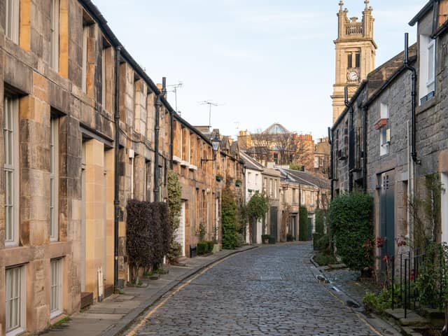 A favourite among Instagrammers and amateur photographers, the beautiful Circus Lane in Edinburgh's New Town is drenched in history.